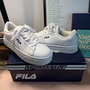 Fila White Sneakers- Panache 19